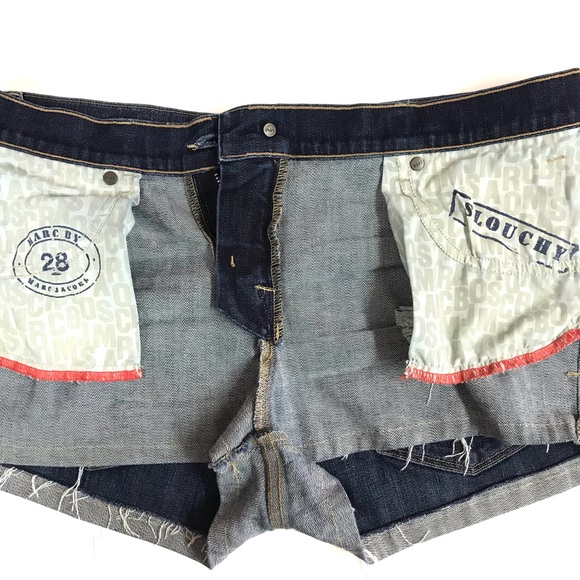 MARC BY MARC JACOBS Denim slouchy distressed shorts! - Picture 10 of 14